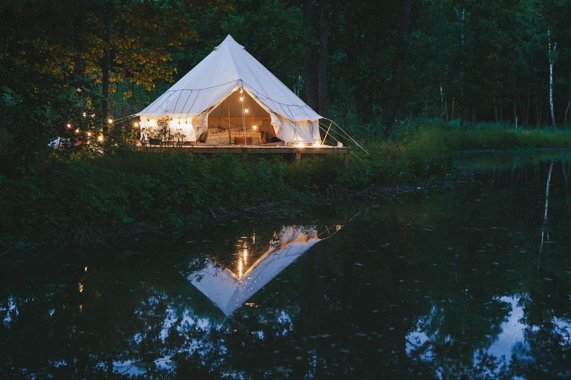Blattniksele Glamping Taelt/Tent - Glampingzelt -Lodge - Sjoeutsikt מראה חיצוני תמונה
